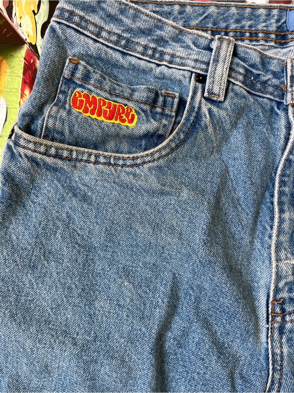 Empyre Men's Relaxed Blue Denim Jeans with Orange Logo Patch 32x30 - Picture 3 of 13